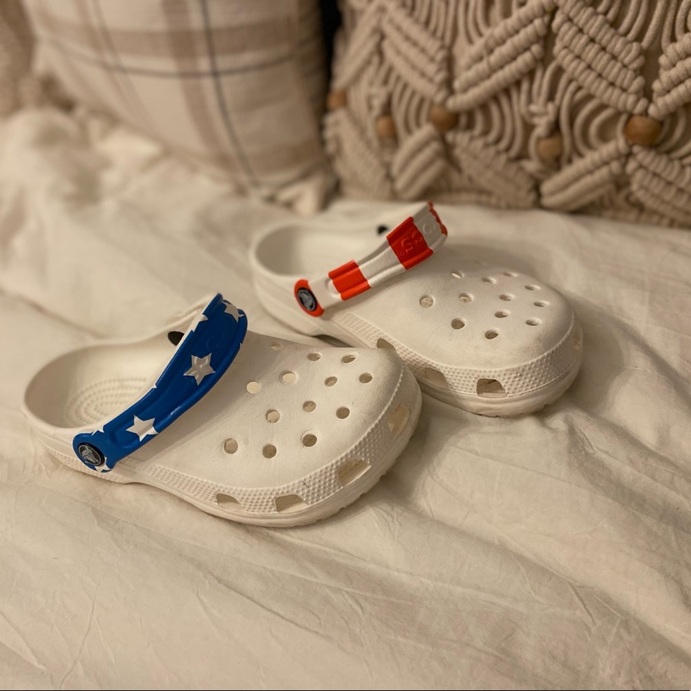 America 🇺🇸 crocs